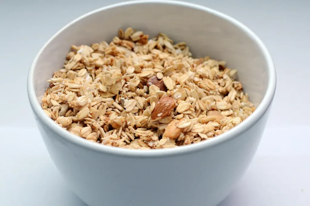 Schüssel mit Getreidebrei: Bild zum Rezept "Frischkornbrei". TCM Ernährung, TCM Ernährungsberatung, TCM Ernährungstherapie.